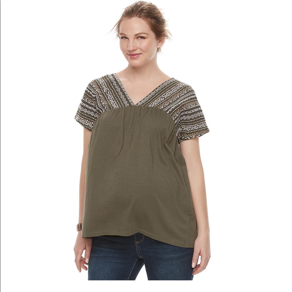 Embroidered maternity top size large